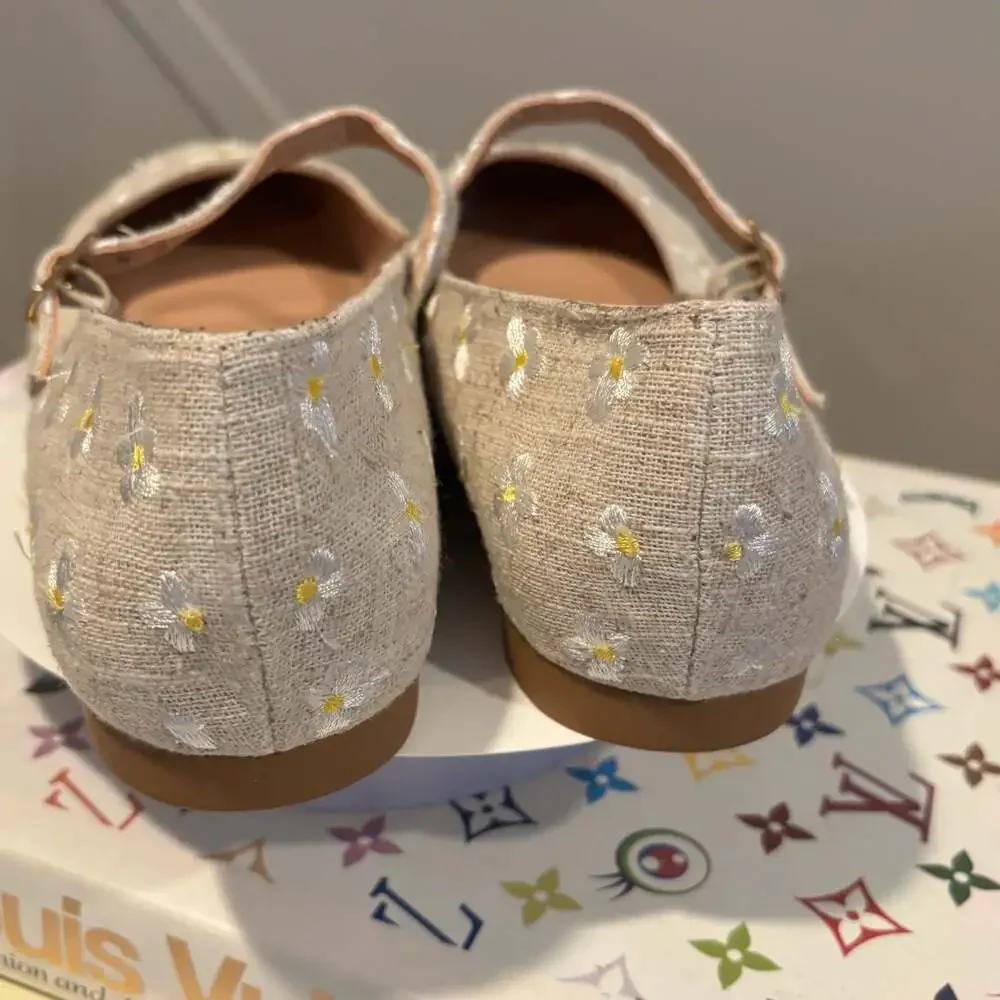 Steve Madden Linen Daisy Embroidered Mary Jane Flats Womens 8.5 Beige Square Toe